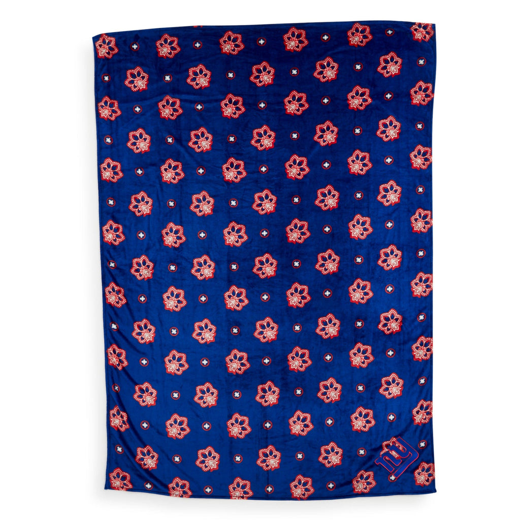 NFL Oversized Throw Blanket-New York Giants Bandana-Image 3-Vera Bradley