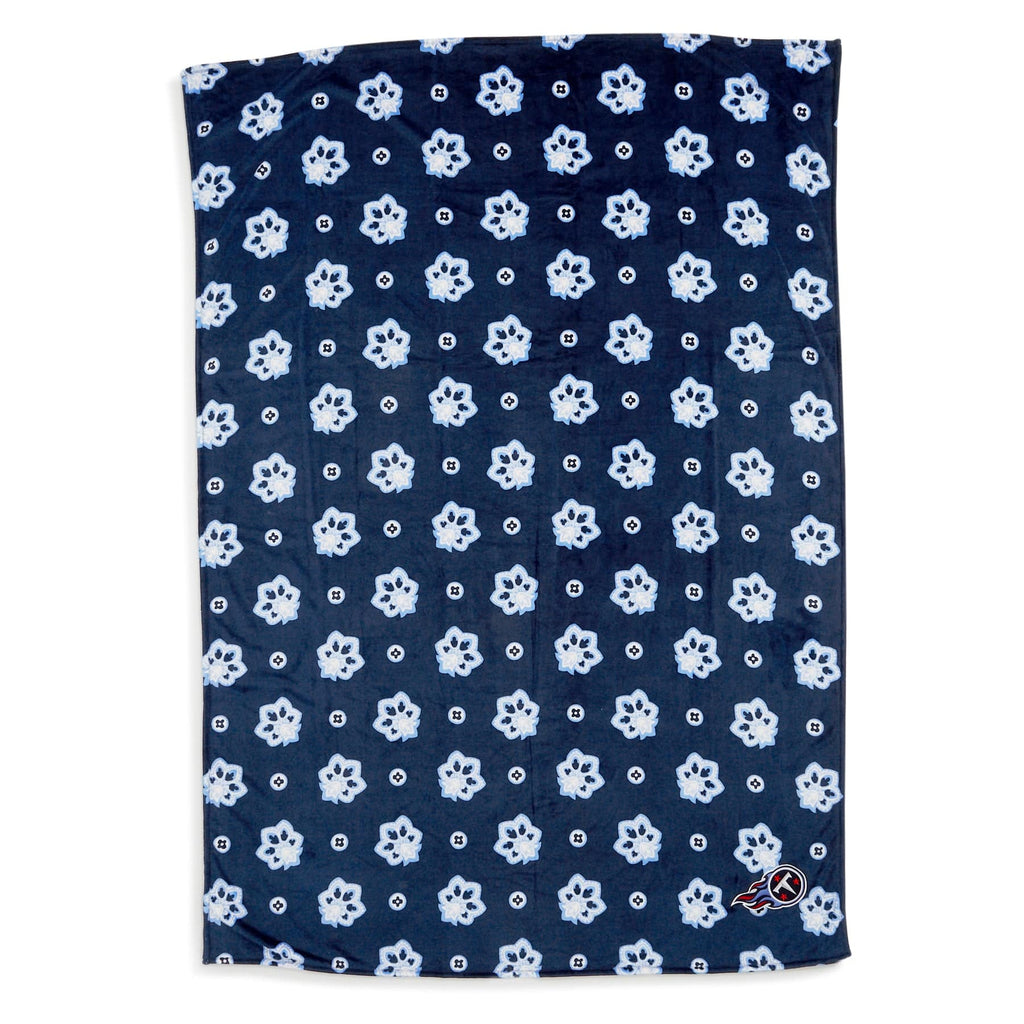 NFL Oversized Throw Blanket-Tennessee Titans Bandana-Image 3-Vera Bradley
