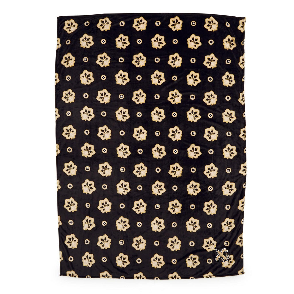 NFL Oversized Throw Blanket-New Orleans Saints Bandana-Image 3-Vera Bradley