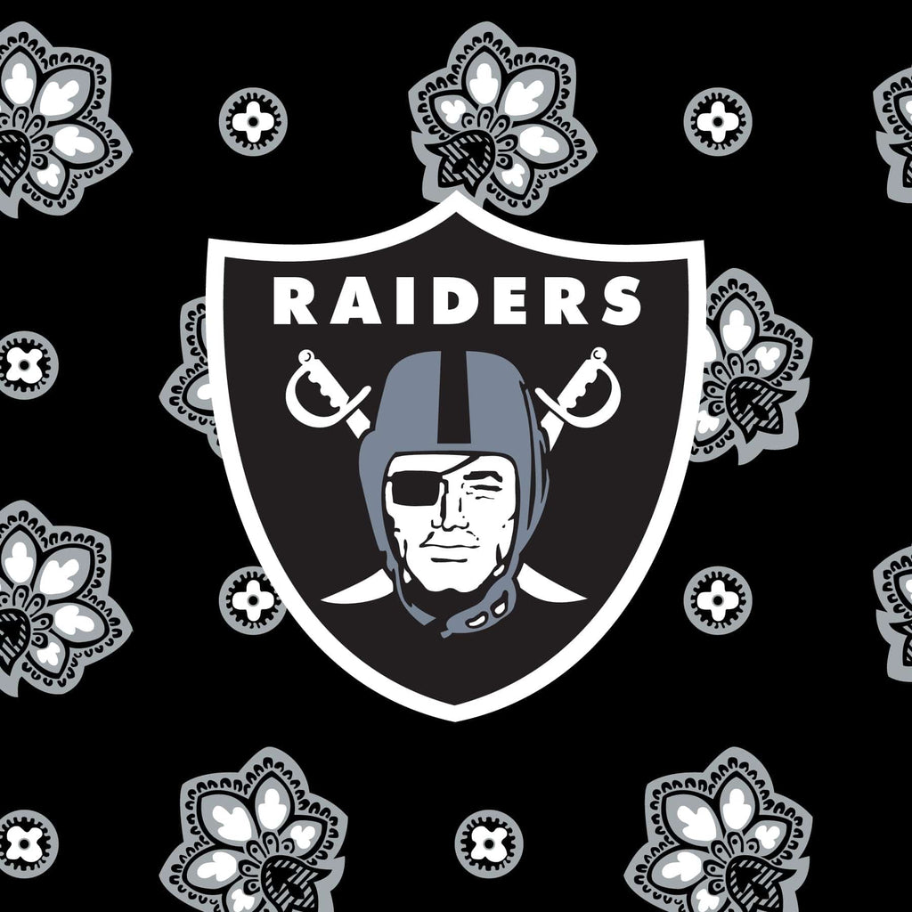 NFL RFID Front Zip Wristlet-Las Vegas Raiders Bandana-Image 3-Vera Bradley