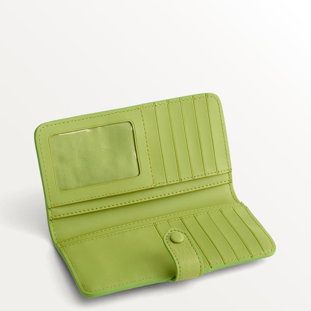 Tab Wallet-Image 3-Vera Bradley