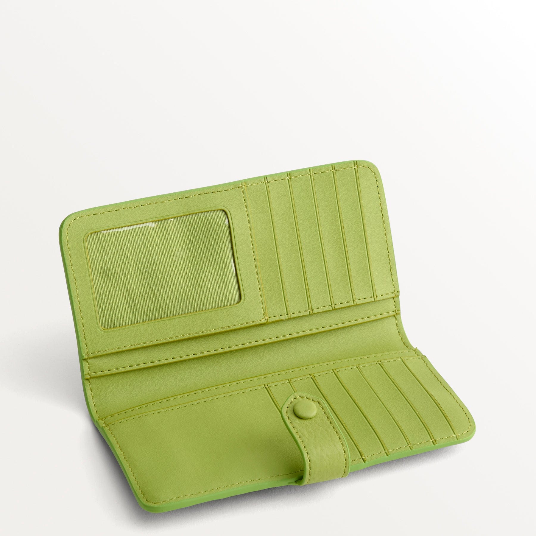 Tab Wallet-Image 3-Vera Bradley